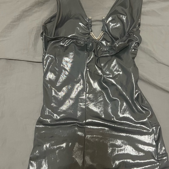 Silver evening gown - Picture 4 of 6